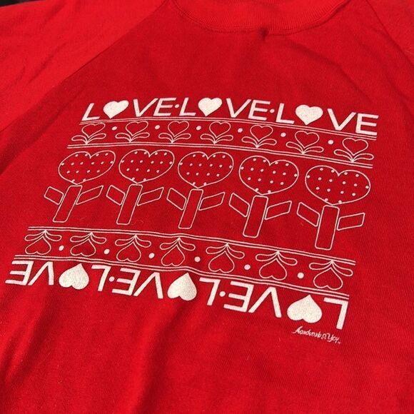 Vintage Jerzees by Russell Red Heart Sweatshirt 80’s - Picture 3 of 9